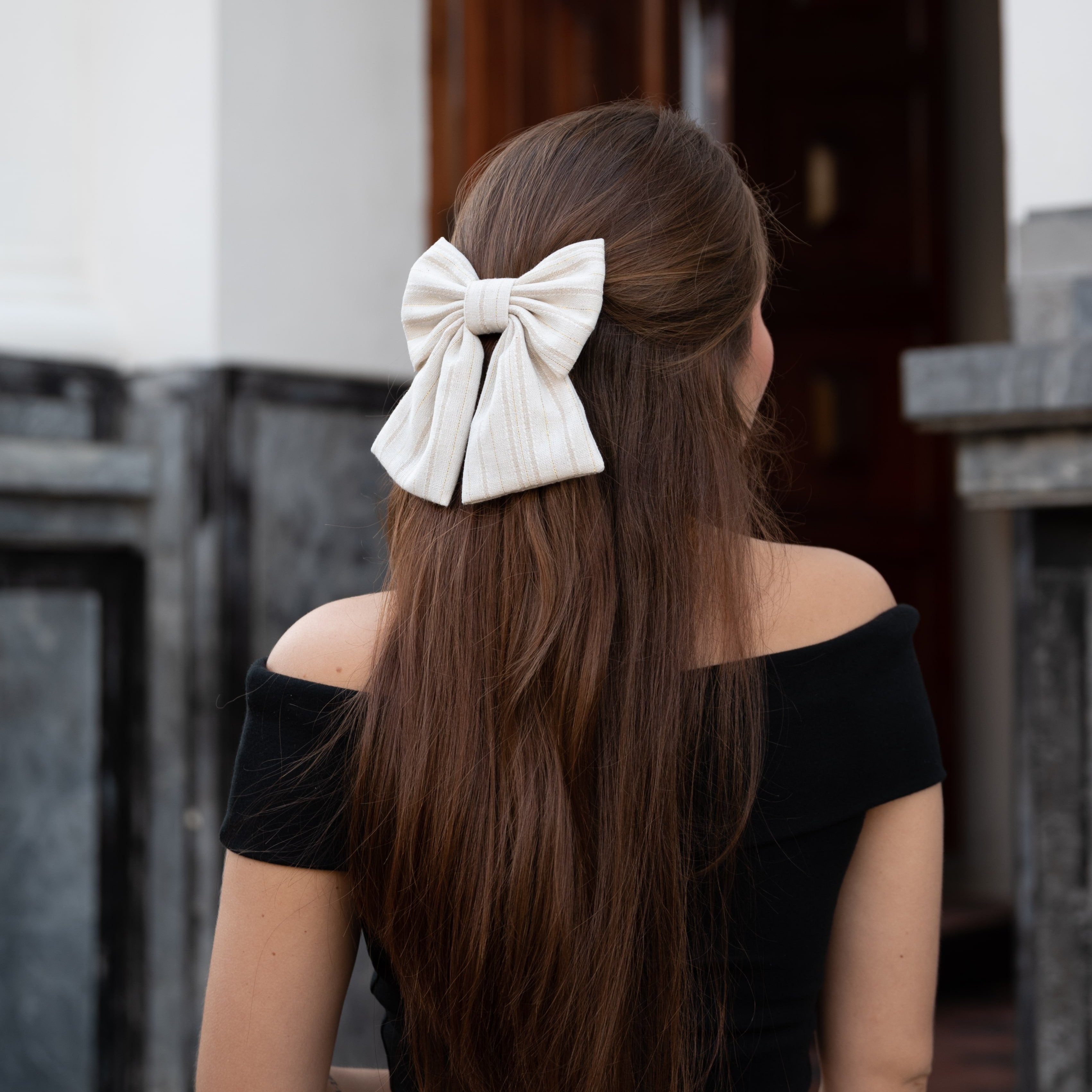 moño navit lino accesorio chic para el cabello femenino estilo sutil y refinado ghazal colombia