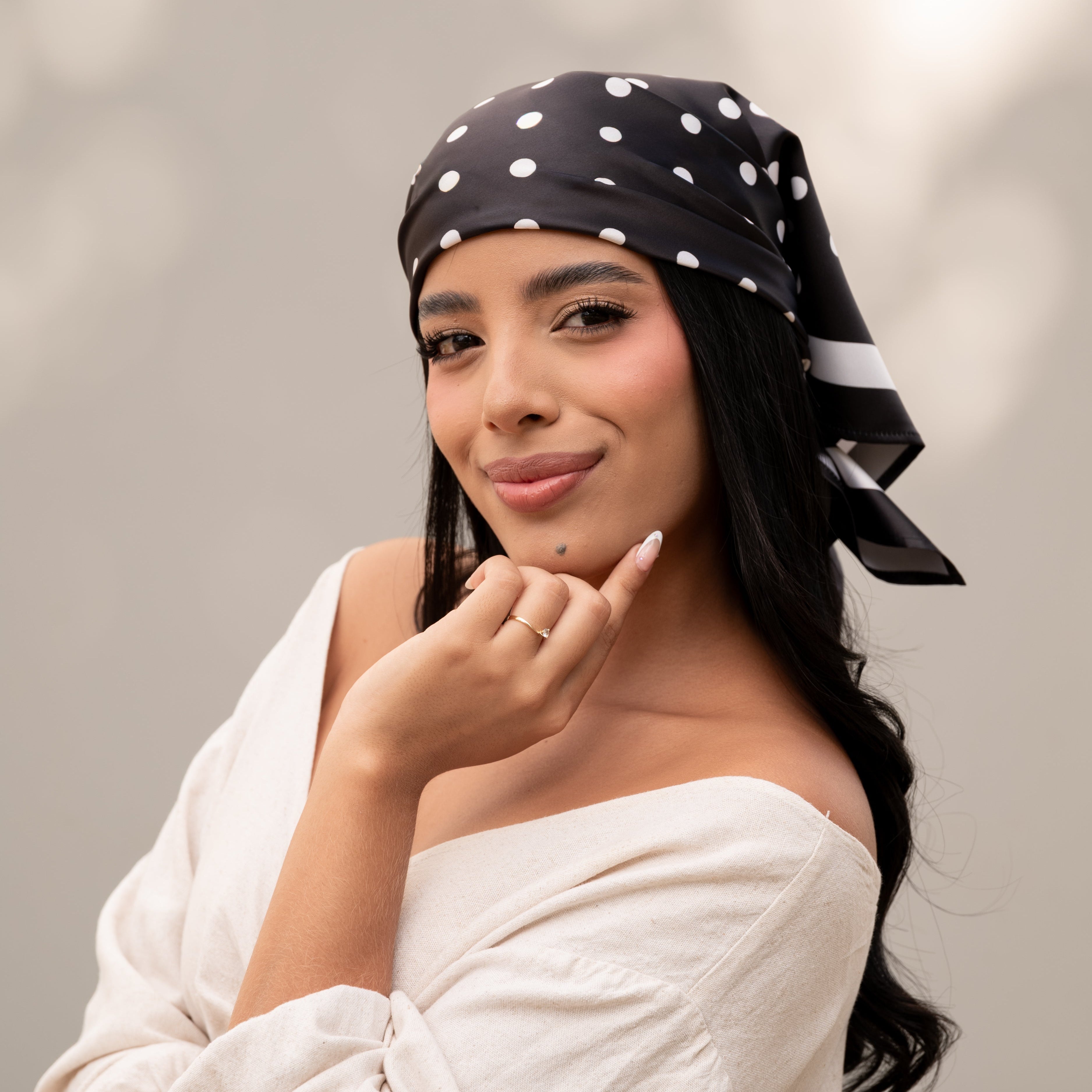 #color_Polka Dots Negro