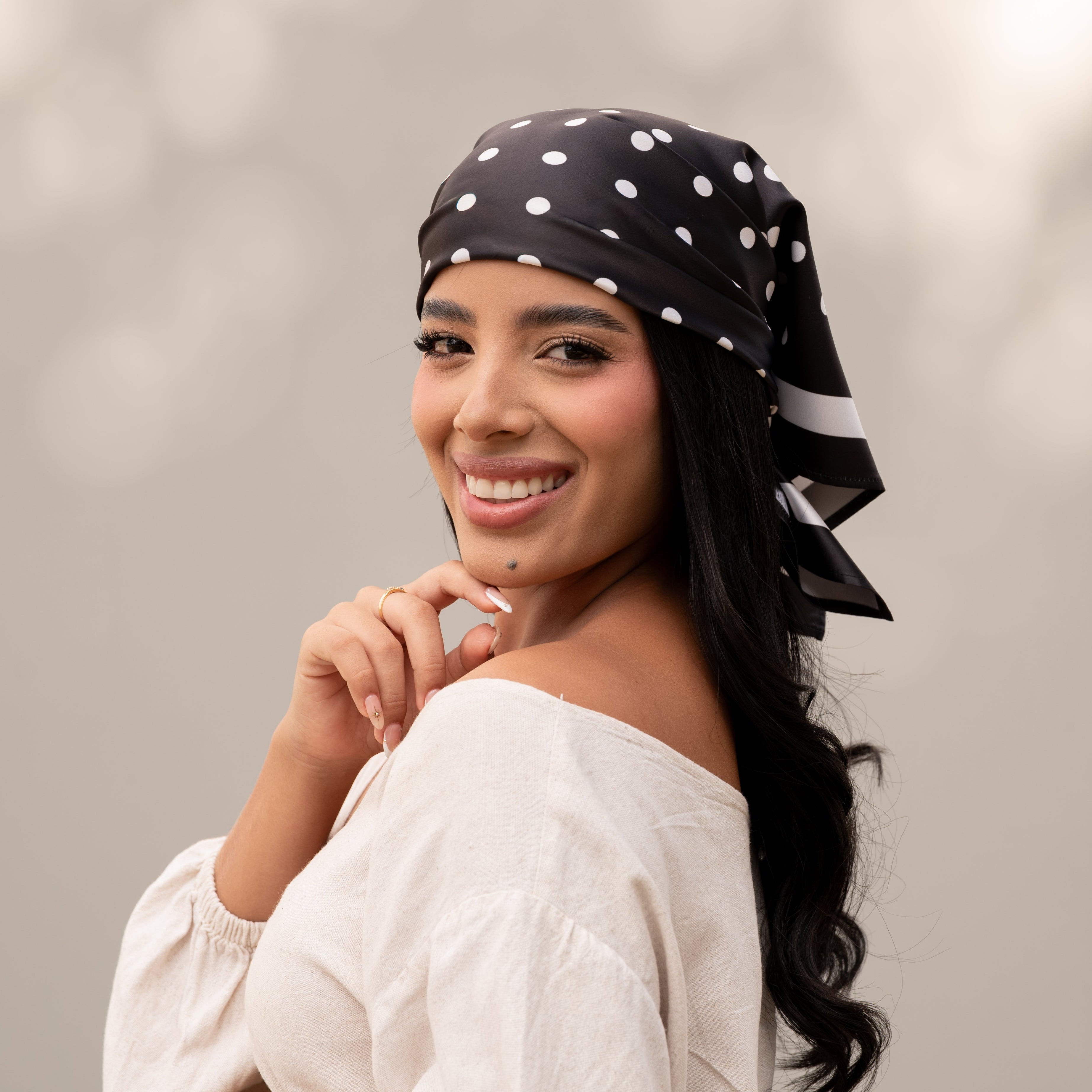 #color_Polka Dots Negro