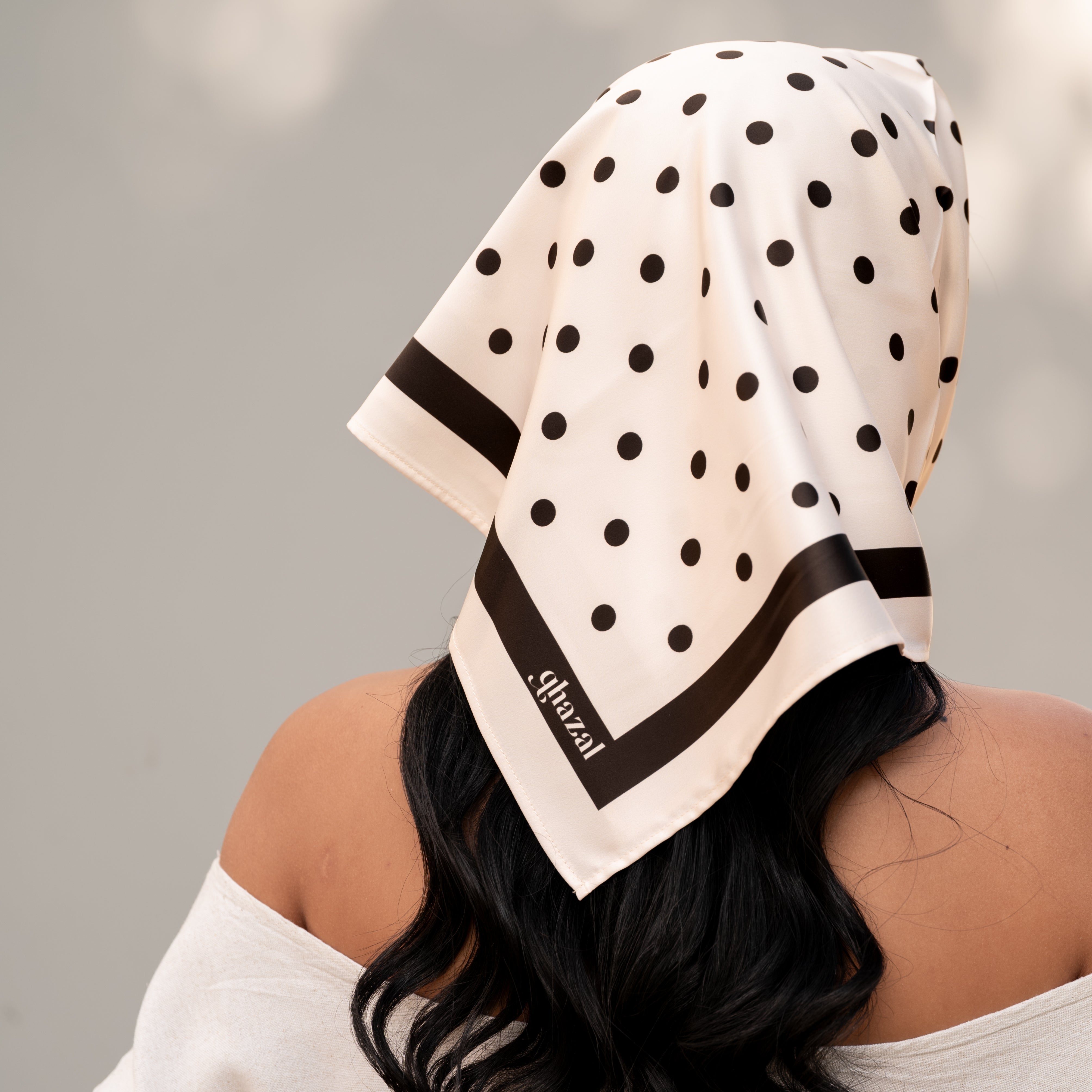 #color_Polka Dots Blanco